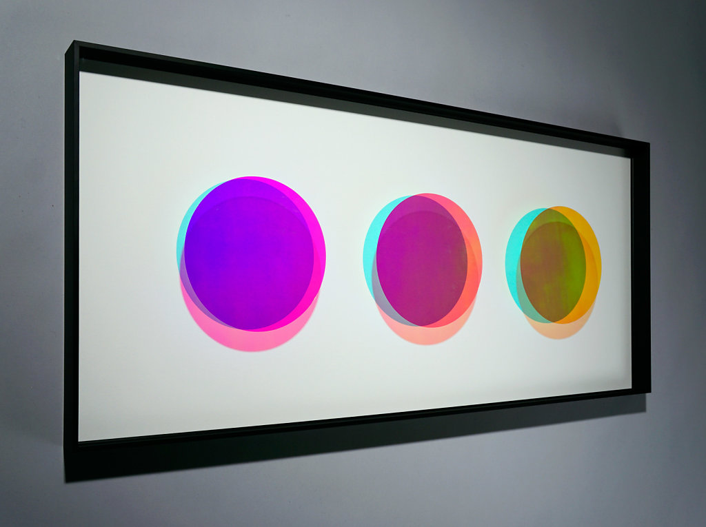 Metamorphosis3 – Dichroic Warm/Light Turquoise